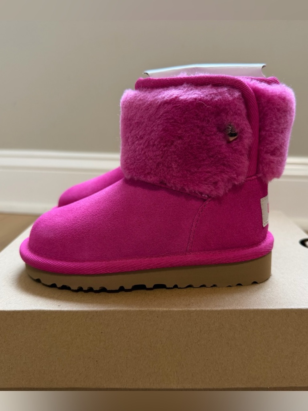 NEW Toddler Girl UGG Boots 7c
